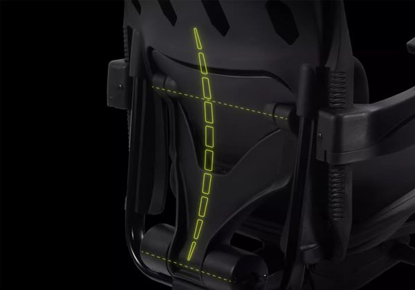 发2499元：人体工学设计 4D可调节扶手开元棋牌app微星MAG A10电竞椅首(图4)